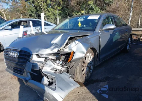 2013 Audi A6 2.0T Premium z USA, uszkodzony, nr VIN WAUDFAFCXDN111354